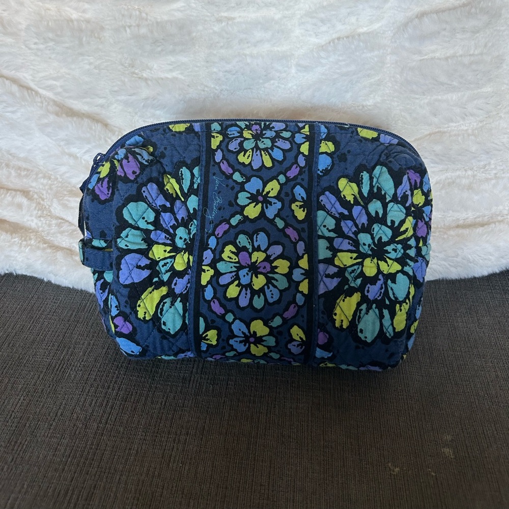 Vera Bradley makeup bag